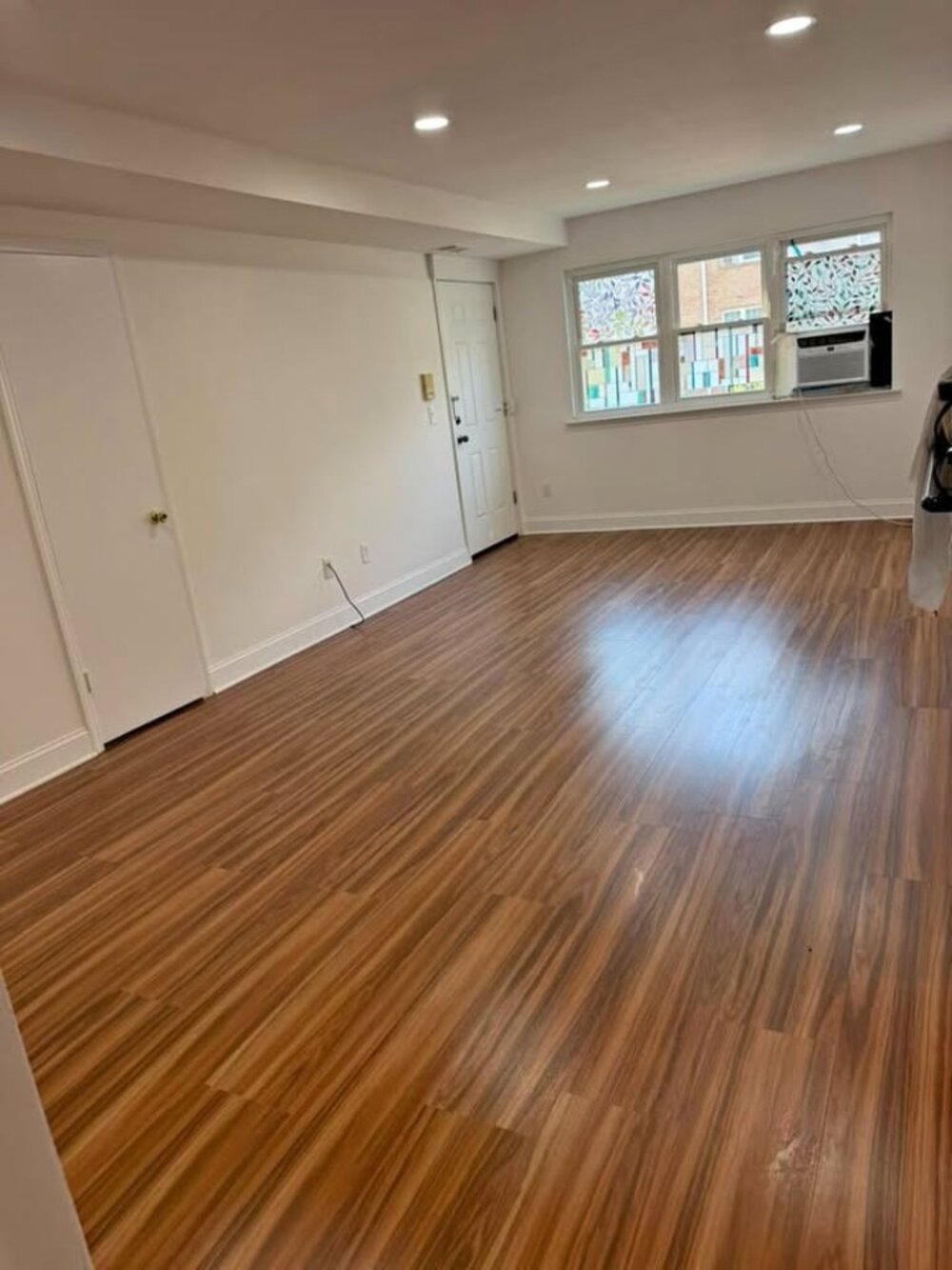 $2400 | 08817 [Lease\Rent] 2 Beds 1 Bath Townhouse